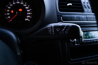 Volkswagen Polo 1.2 12V Comfortline - 19