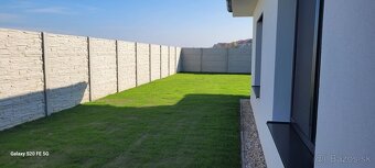 4 izbový rodinný dom 143 m2 pozemok 633 m2 Dunajská Streda - - 19