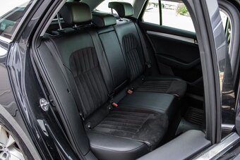 Škoda Superb Combi 2.0 TDI 110kW 2016 MT/6 - 19