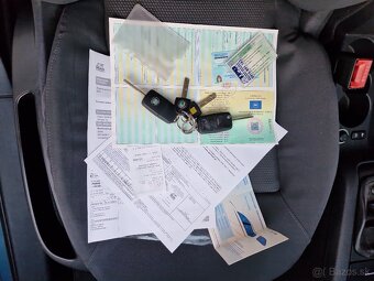 Skoda Octavia 1.9 tdi 77kw 105 ps sedan modrozelená METALIZA - 19
