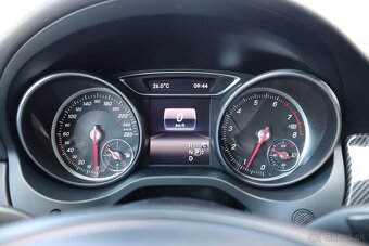 Mercedes-Benz CLA Kupé 180 AMG Line A/T - 19