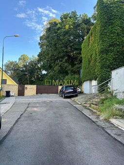 TOP- Lukratívny poschodový RD v žiadanej časti Karlovej Vsi- - 19