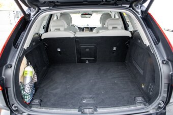 Volvo XC60 T6 Inscription 228kw 4x4 2018 / možný odpočet DPH - 19