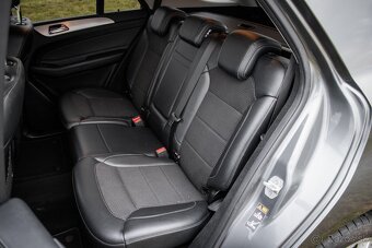 Mercedes-Benz GLE SUV 350d 4matic A/T - 19