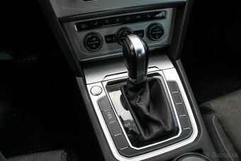 Volkswagen Passat 2.0 TDI DSG 110kw - 19