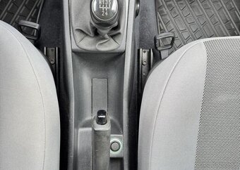 Škoda Fabia 1.4 MPI COMBI TAŽNÉ benzín manuál 50 kw - 19