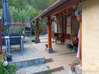 Rodinný dom vedľa hlavnej cesty - DOHODA MOŽNÁ - 19