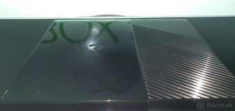 XBOX 360 E - 19