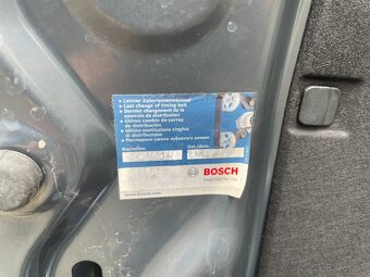 VW TOURAN 7-Miestne - 19