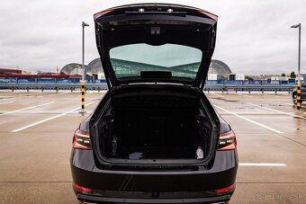 Škoda Superb Sportline 2 TSI 280PS 4x4 / V ZÁRUKE / TOP STAV - 19