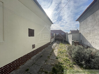 Trojizbový rodinný dom vo vyhľadávanej lokalite v Nových Z - 19