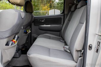 Toyota Hilux DC 3.0 4x4 - 19