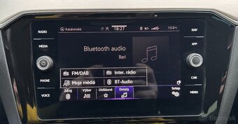 Volkswagen Passat Variant 1.5 TSI Elegance DSG - 19