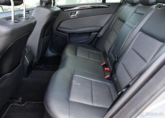 Mercedes-Benz Třídy E 220CDI AVANTGARDE A/T 2xKOLA 125 kw - 19
