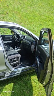 Predám Suzuki Vitara 1.6 88kW 4x4 benzin - 19