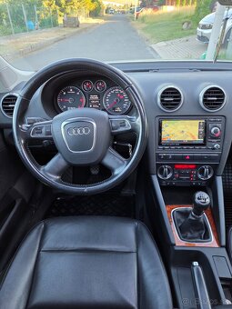 Audi A3 Sportback 2.0TDI quattro - 19