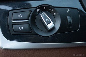 BMW Rad 5 Touring 520D XDRIVE 140kW AT8 2016 - 19