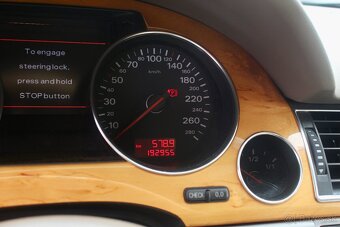 Audi A8 D3 4.2MPI 246kw 334k W12 paket - 19