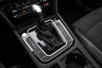 Volkswagen Passat Variant 2.0 TDI EVO Elegance DSG - 19