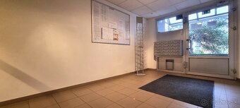 ČISTÝ 3i. BYT S NOVOU SEDAČKOU, POSTEĽAMI A KOBERCOM / BA IV - 19