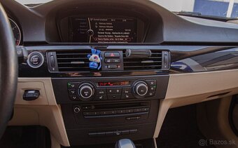 BMW Rad 3 Touring 320d xDrive A/T - 19