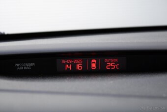 Kia Ceed 1.4GDi 74kw 2016 MT/6 - aj na splátky - 19