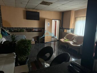 Budova na predaj centre mesta Šahy - 19