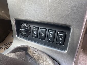 Nissan Pathfinder 2.5dci 4x4 dovoz TALIANSKO 7-miestny - 19