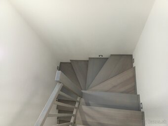 Masívne drevené schody na mieru. Martin, Žilina a okolie - 19