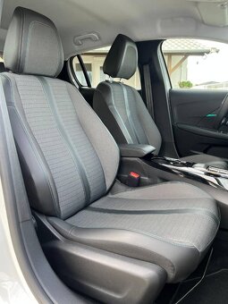 Peugeot 208 1.2 PureTech 100 Allure Pack EAT8 - 19