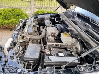 Dodge RAM LARAMIE , 4x4 , full vybava , 2019 rok - 19