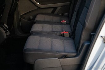 Volkswagen Touran 2.0 TDi 110kw M6 - 19