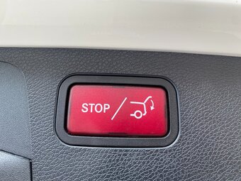 Mercedes-Benz E trieda Kombi 220 d 4MATIC A/T DPH - 19