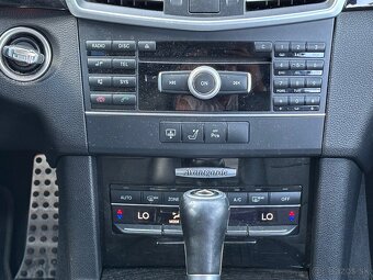 Mercedes-Benz E trieda Sedan 220 CDI Blue Elegance A/T - 19