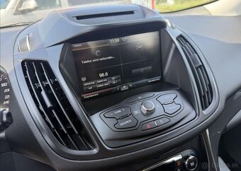 Ford Kuga 1,5 i 110kW NAVI,KŮŽE,SERVISKA benzín manuál - 19