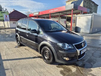 VW cross touran - 19