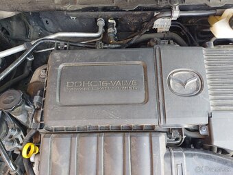 Mazda 3---1.6i-benzin--77Kw-105Ps-najazdené.-157600km - 19