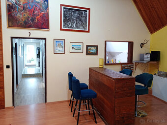 Polyfunkčná budova s výhodnou polohou - len 1 km od centra m - 19