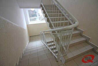 LEN SA NASŤAHOVAŤ.3-IZBOVÝ BYT S KRÁSNYM VÝHĽADOM - 19