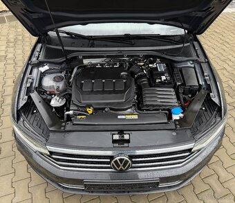 Volkswagen Passat Variant 2.0 TDI EVO Elegance DSG - 19