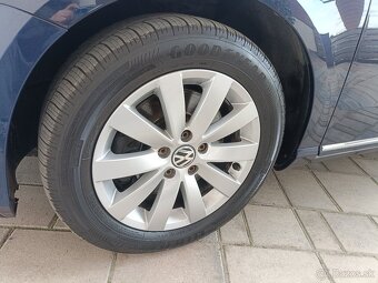 VOLKSWAGEN PASSAT VARIANT 2.0 TDI CR 103 kW BLUEMOTION DSG6 - 19