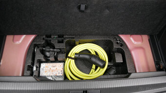 Peugeot e-2008 GT - 19