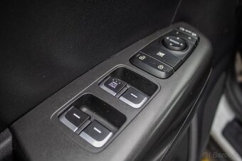 Kia Sportage 1.7 CRDi 2WD Platinum - 19