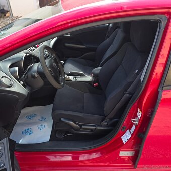 Honda Civic 1.4 i-VTEC  5DR - benzín - 19