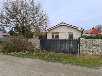 NA PREDAJ - Moderný rodinný dom v Šulekove - 19