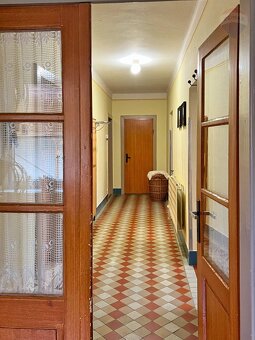 Na predaj rodinný dom v obci Veľké Uherce - 19