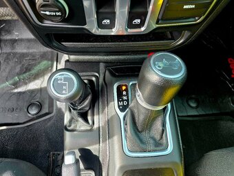 Jeep Wrangler Sport JL, 35" Pneu, 3,6 V6, DPH, NEBOURANÉ - 19