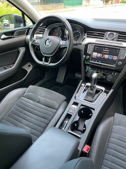 Volkswagen Passat 2,0TDI 110KW DSG HIGHLINE - 19