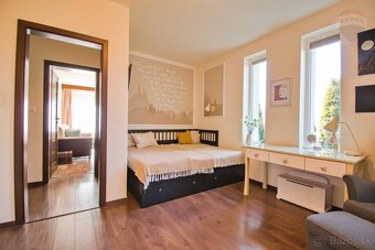 Predaj: 4 izbový rodinný dom, priestranným pozemkom o rozloh - 19