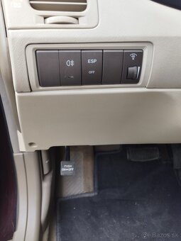 Hyundai Grandeur 2.2 CRDi r.v.2010 - 19